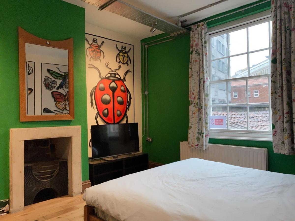 The Full Moon Backpackers Bristol